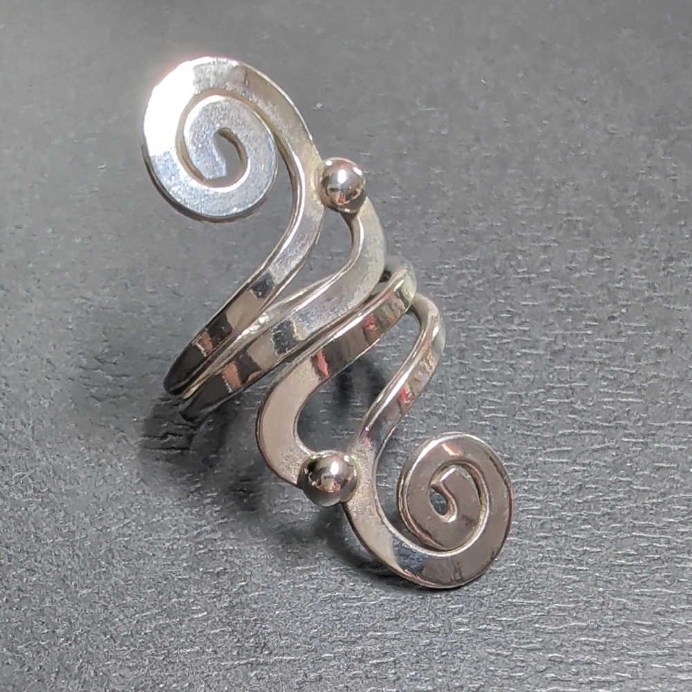 Genuine Silver Swirl Ring